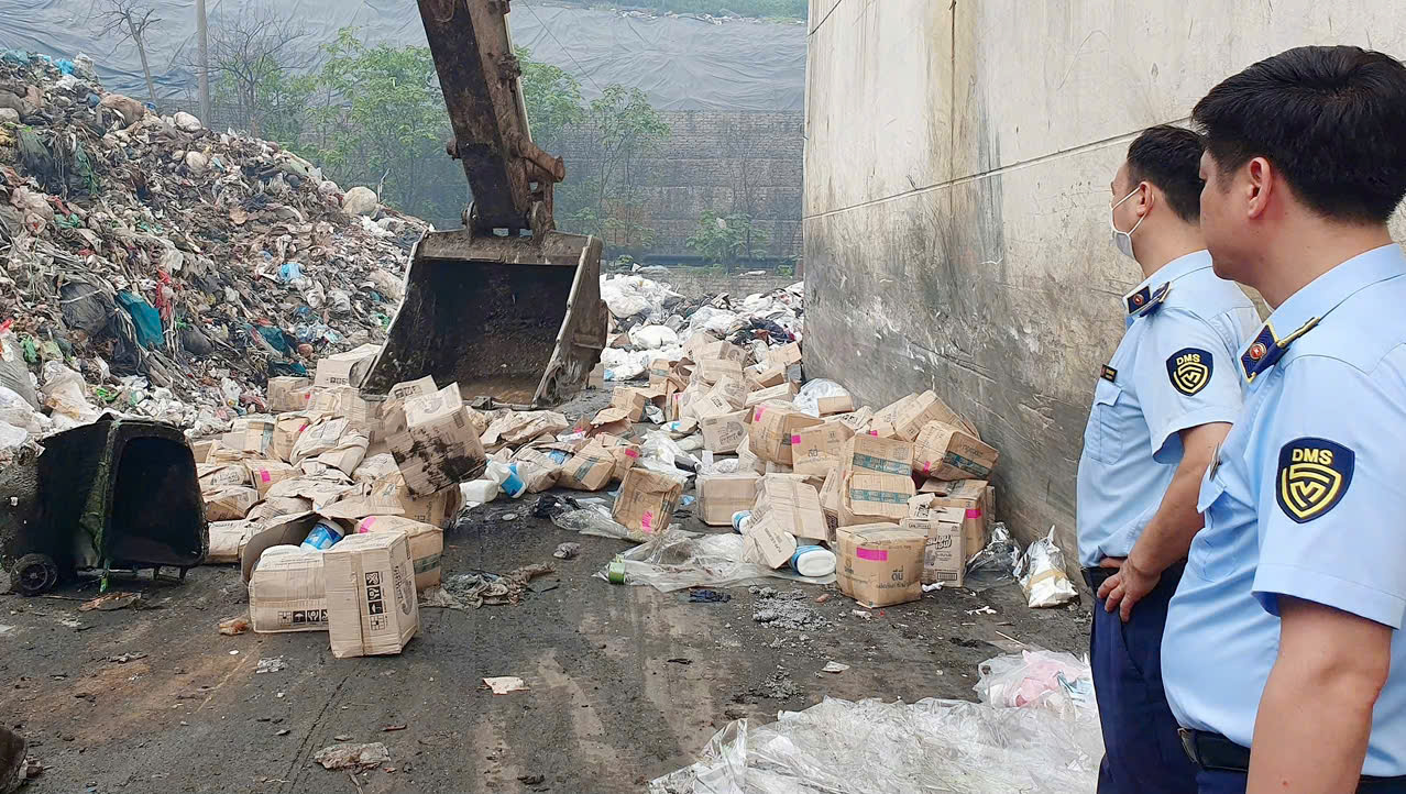 Phạt gần 200 triệu đồng doanh nghiệp sản xuất hàng giả nhãn hiệu D-nee, Tauau