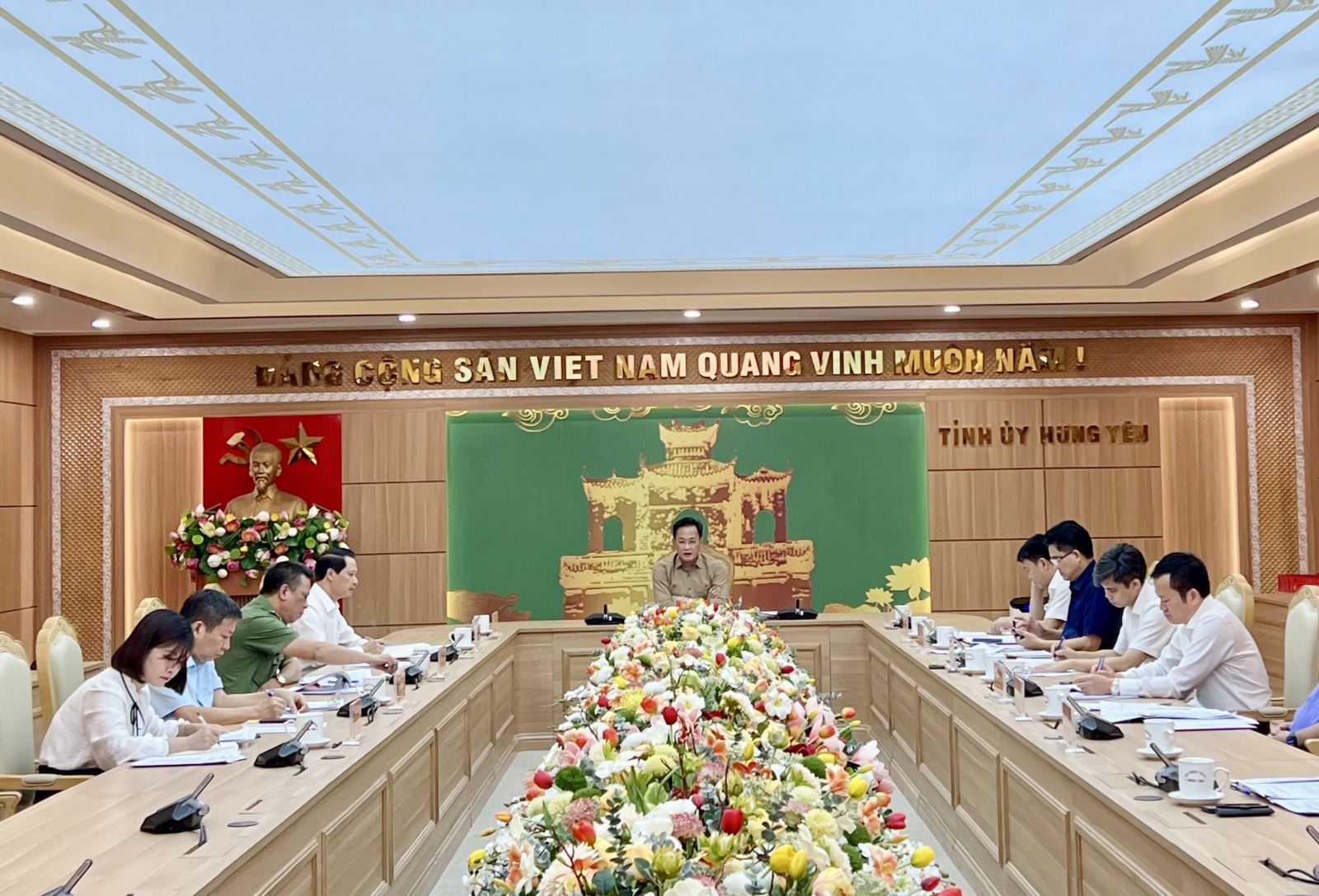 THÔNG CÁO BÁO CHÍ Kết quả Phiên họp Ban Chỉ đạo phòng, chống tham nhũng, lãng phí, tiêu cực tỉnh về sơ kết hoạt động của Ban Chỉ đạo tỉnh 6 tháng đầu năm, phương hướng, nhiệm vụ trọng tâm 6 tháng cuối năm 2025